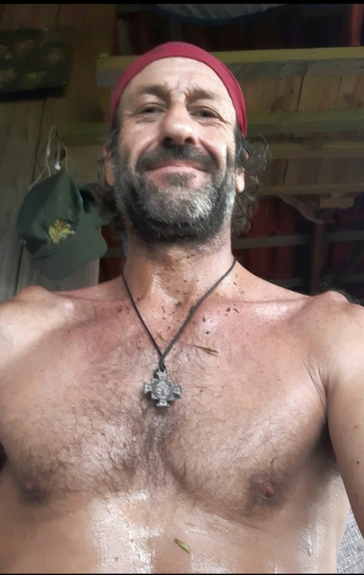 Acompanhante masculino 